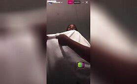 Super Star Rapper “Sexyy Red” Flashes Her Boobs On Instagram Live (+18 Video)